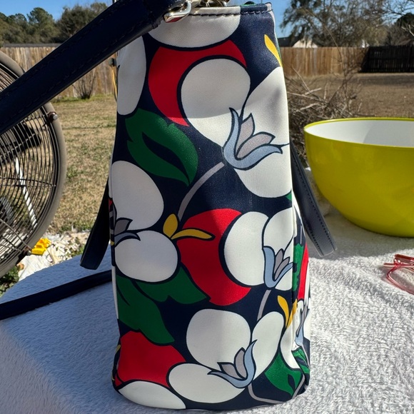 Kate Spade Dawn Breezy Satchel With Adjustable, Removable Crossbody Strap - Picture 4 of 16